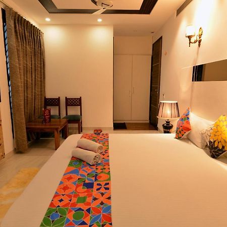 Hotel The Yellow Nayagaon Extérieur photo