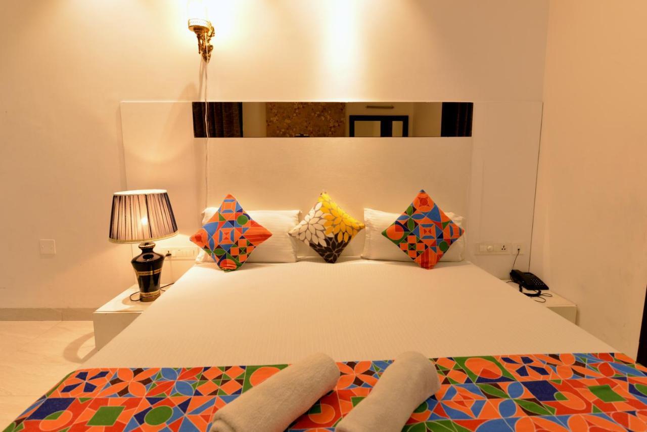 Hotel The Yellow Nayagaon Extérieur photo