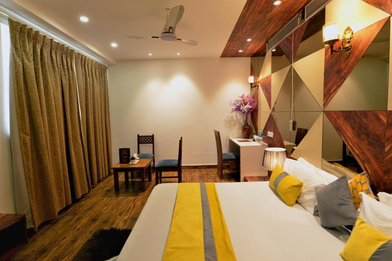 Hotel The Yellow Nayagaon Extérieur photo