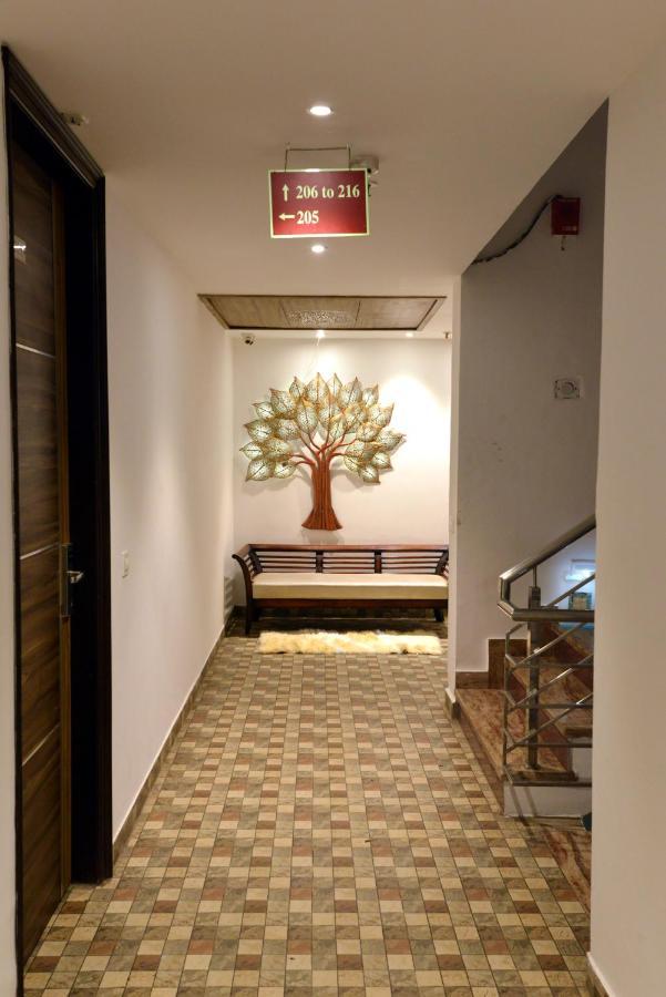 Hotel The Yellow Nayagaon Extérieur photo