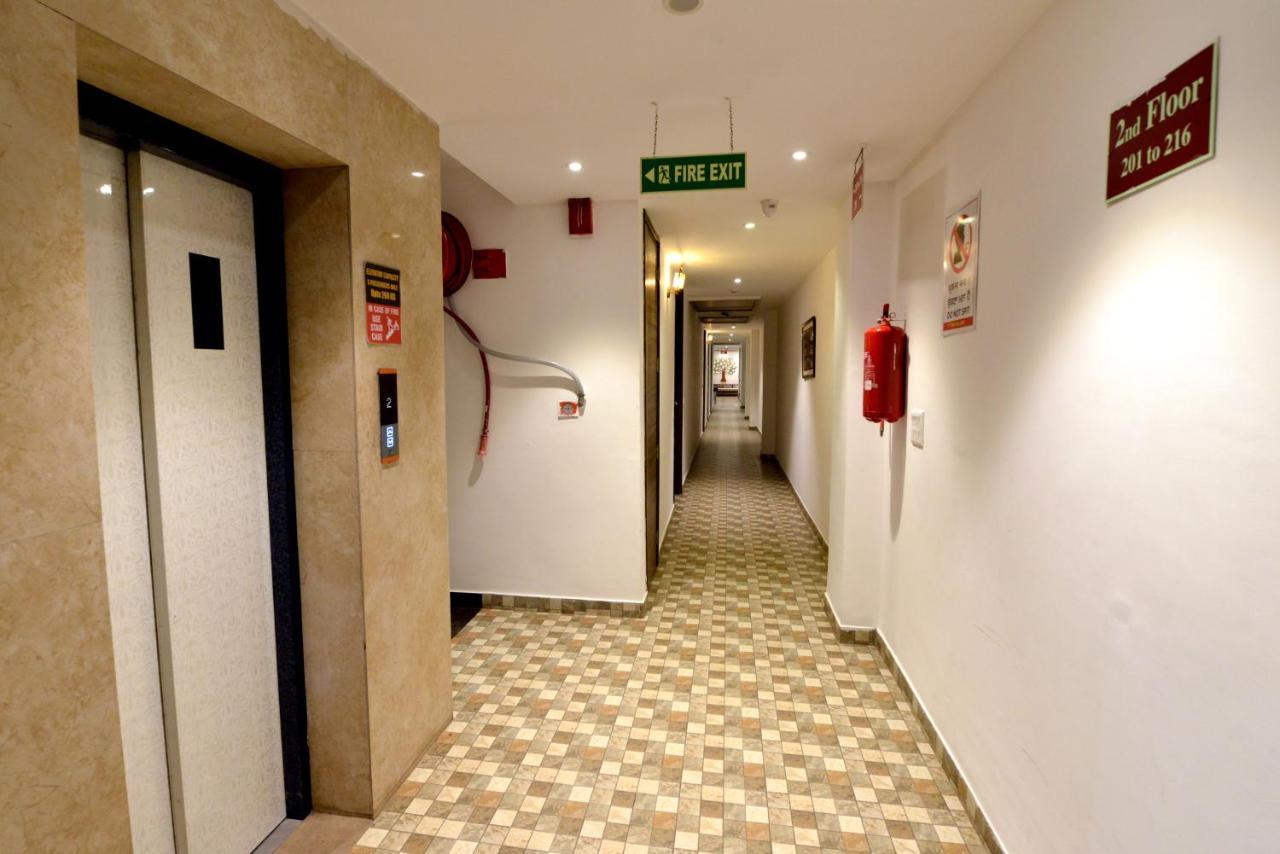 Hotel The Yellow Nayagaon Extérieur photo